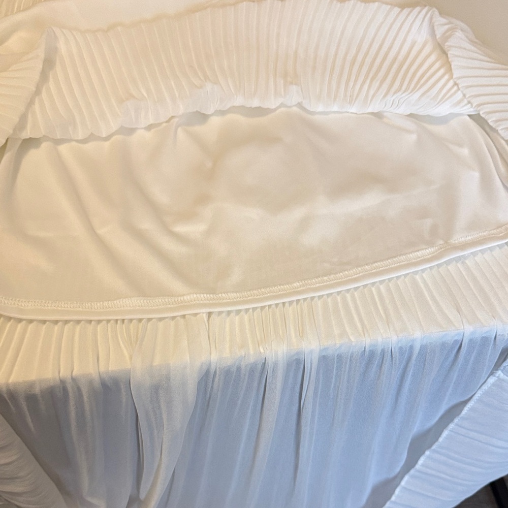 Guess Elegant White Maxi Dress - Picture 10 of 11